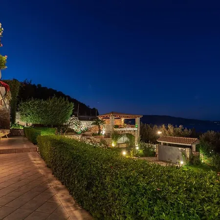 Вилла Thea 1h 50min From Athens Intl Airport Kato Melidhoni