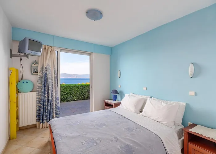 Thea 1h 50min From Athens Intl Airport Вилла