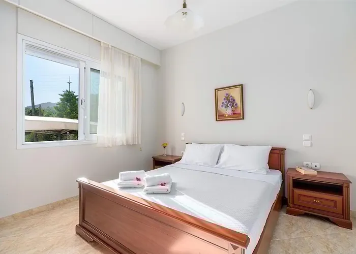 Thea 1h 50min From Athens Intl Airport Вилла *