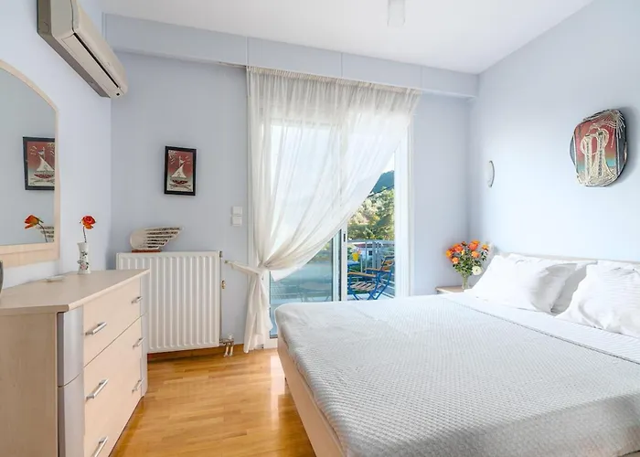 Thea 1h 50min From Athens Intl Airport